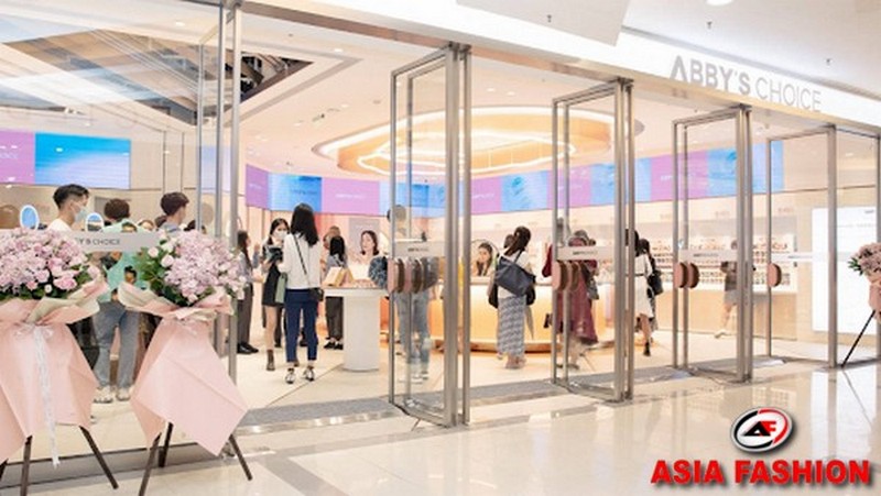 Abby’s Choice Chưa có showroom chính thức tại Việt Nam, song bạn vẫn có thể mua mỹ phẩm chính hãng tại các shop online