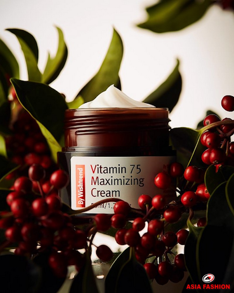 Kem dưỡng By Wishtrend Vitamin 75 Maximizing Cream giúp cân bằng ẩm, chống viêm, phục hồi da rất tốt