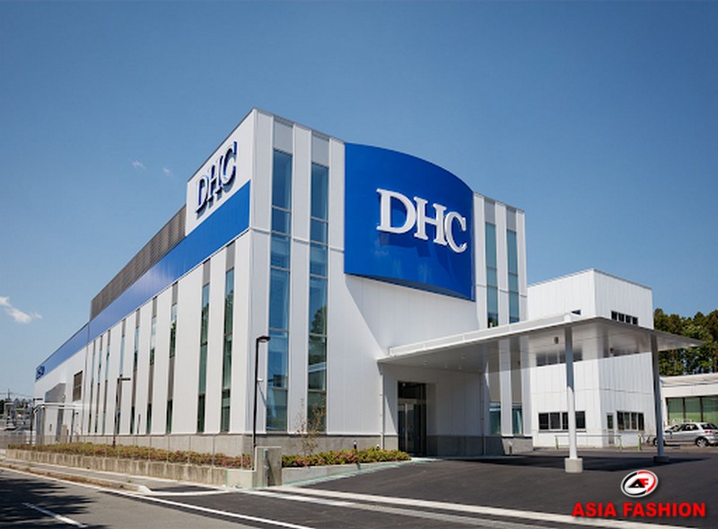 Tại Nhật Bản, DHC có 3 nhà máy sản xuất, mang nguồn hàng chất lượng đi khắp thế giới